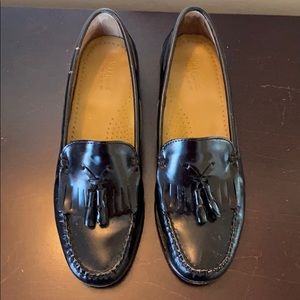 Tasseled loafers